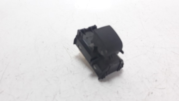 Recambio de mando elevalunas delantero derecho para toyota hilux (kun) 2005-2016 referencia OEM IAM 848100K080  