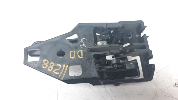 Recambio de maneta interior delantera derecha para toyota hilux (kun) 2005-2016 referencia OEM IAM 692050K120C1  