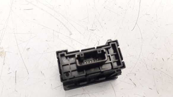 Recambio de interruptor para toyota rav 4 2012-2019 referencia OEM IAM 8497042090 75H958 