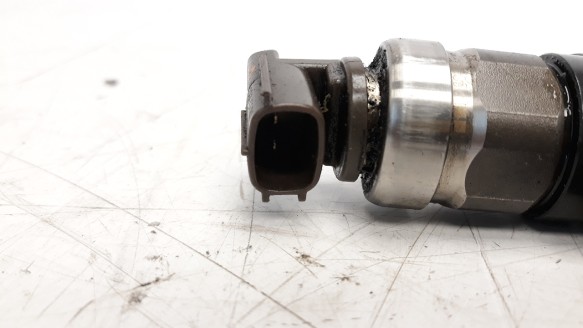 Recambio de inyector para toyota land cruiser (j12) 2002-2009 3.0 turbodiesel referencia OEM IAM 2367030080  