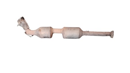 Recambio de catalizador para toyota hilux (kun) 2005-2016 referencia OEM IAM ZC3 ZD6 