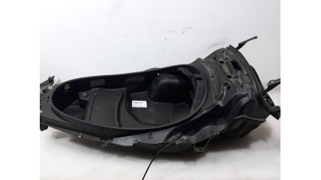 Recambio de compartimento del casco para piaggio mp3 - mp3 400 lt (m64) referencia OEM IAM 655799 655799 