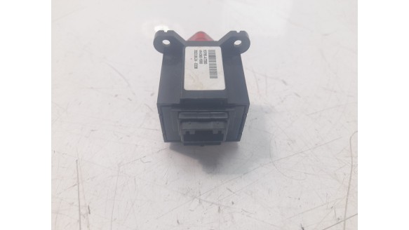 Recambio de warning para kia niro 2016- referencia OEM IAM 93790AT000  