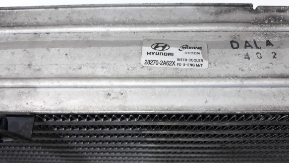 Recambio de intercooler para hyundai i30 (fd) 2007-2012 1.6 crdi referencia OEM IAM 282712A600 282702A62X 282702A62X