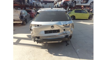 volkswagen golf viii variant (cg5, db5) 2020- del año 2022