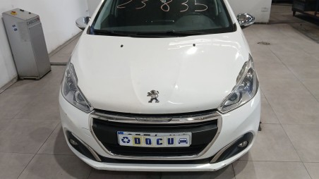 peugeot 208 i (ca_, cc_) 2012- del año 2017