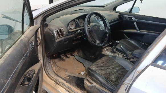 peugeot 407 (6d_) 2004-2011 del año 2004