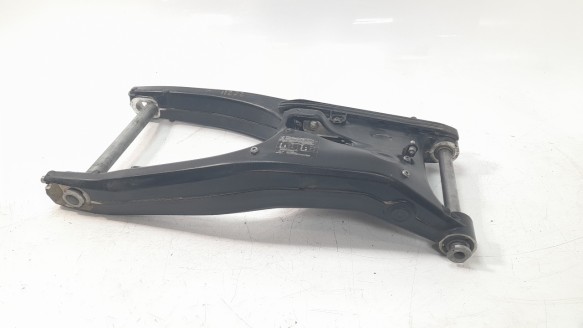 Recambio de basculante para bmw f 900 xr 2019- referencia OEM IAM 33358389080  