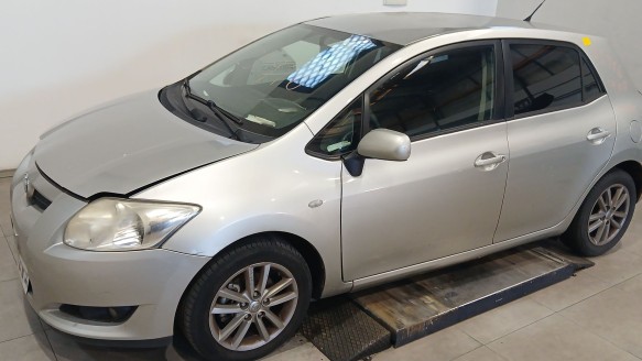 toyota auris (_e15_) 2006-2012 del año 2010