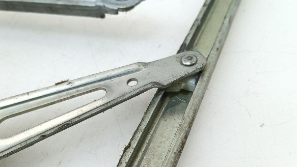 Recambio de elevalunas trasero derecho para toyota prius (_w3_) 2008- 1.8 hybrid (zvw3_) referencia OEM IAM 6980152070 698015207