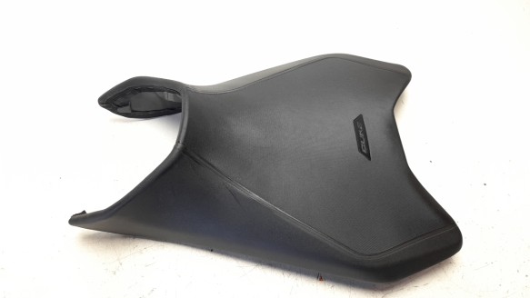 Recambio de asiento para ktm duke - 790 duke l referencia OEM IAM C90707040000  
