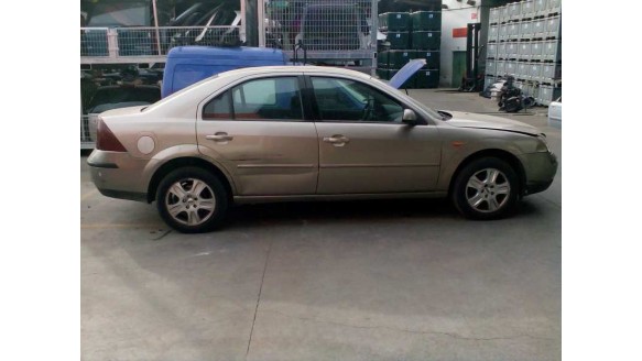 ford mondeo berlina (ge) 2000-2007 del año 2003