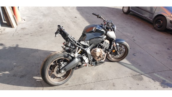 honda cb 650r 2018- del año 2020