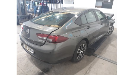 opel insignia grand sport 2017- del año 2018