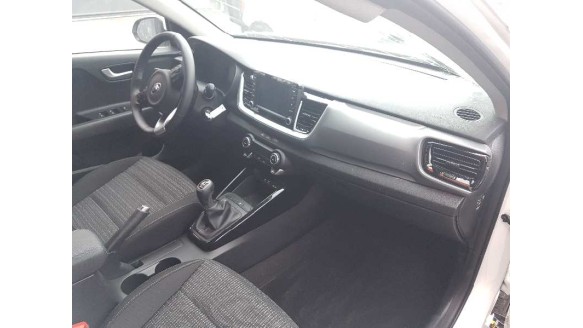 kia stonic (ybcuv) 2017- del año 2018