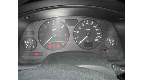 opel astra g berlina 1998-2004 del año 2000