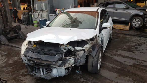 ford focus lim. (cb8) 2010-2015 del año 2012