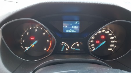 ford focus lim. (cb8) 2010-2015 del año 2012