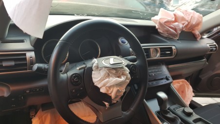 lexus is 2013- del año 2014