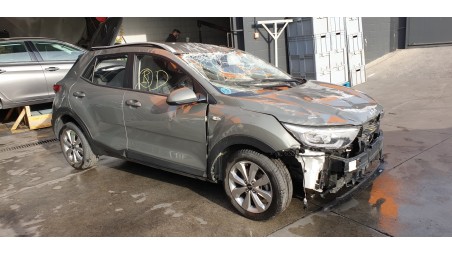 kia stonic (ybcuv) 2017- del año 2022