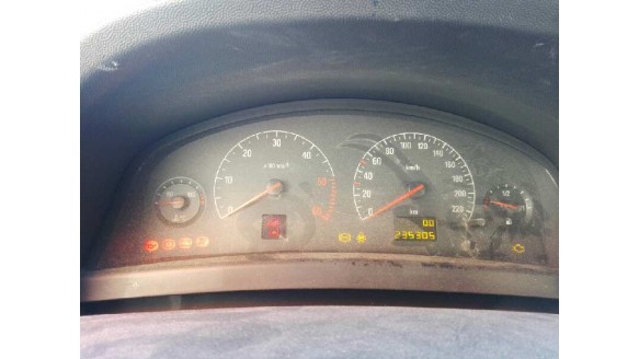 opel vectra c berlina 2002-2005 del año 2002