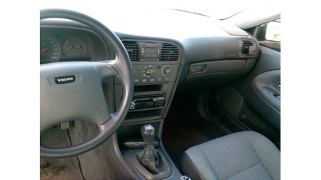 volvo s40 berlina 1995-2005 del año 2000
