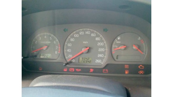 volvo s40 berlina 1995-2005 del año 2000