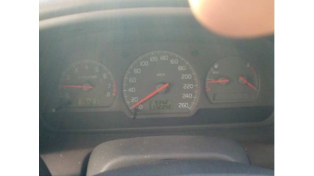 volvo s40 berlina 1995-2005 del año 2000