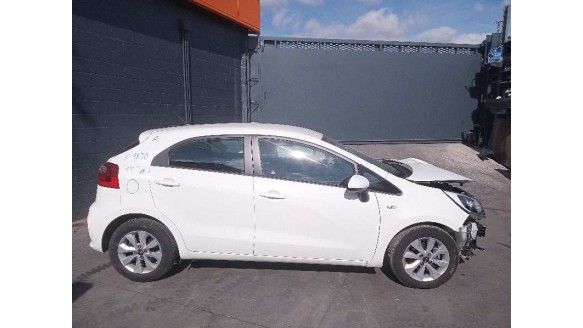 kia rio (yb) 2016- del año 2017
