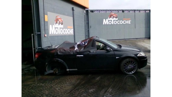 renault megane ii coupe/cabrio 2003-2009 del año 2004