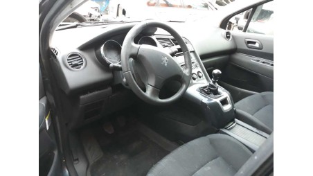 peugeot 5008 2009-2017 del año 2013