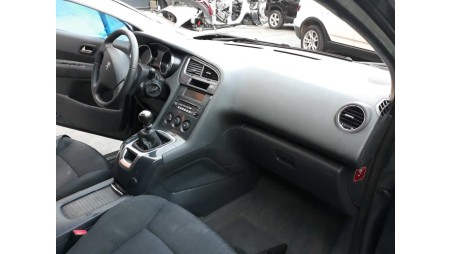 peugeot 5008 2009-2017 del año 2013