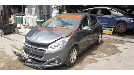 peugeot 208 2012-2019 del año 2015