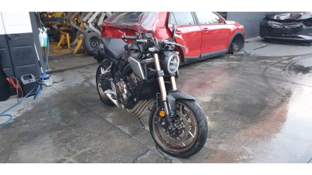 honda cb 650r 2018- del año 2021