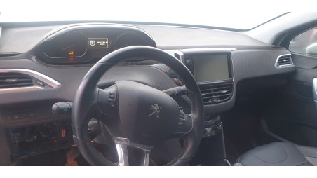 peugeot 2008 (--.2013) 2013-2019 del año 2018