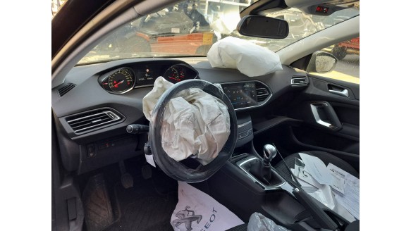 peugeot 308 2013- del año 2013