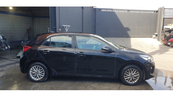 kia rio (yb) 2016- del año 2017