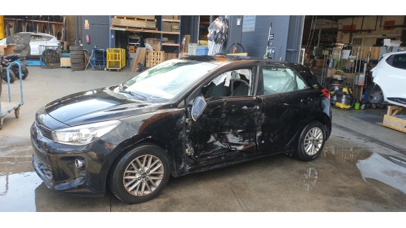 kia rio (yb) 2016- del año 2017