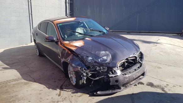 jaguar xf 2007-2015 del año 2010