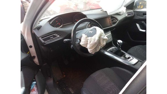 peugeot 308 2013- del año 2017