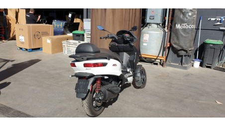 piaggio (vespa) mp3 400 hpe 2021- del año 2022