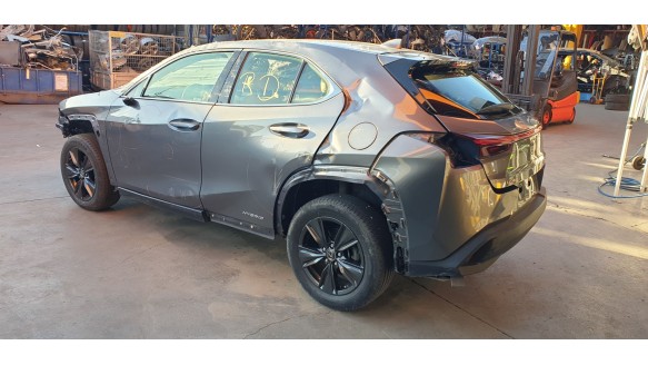 lexus ux (za10) 2018- del año 2019