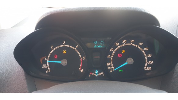 ford transit courier 2013- del año 2018