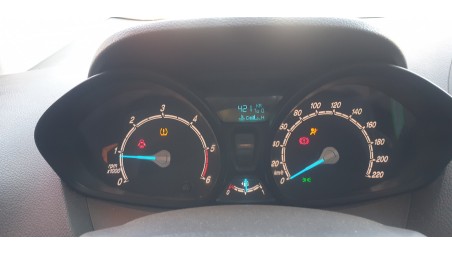 ford transit courier 2013- del año 2018