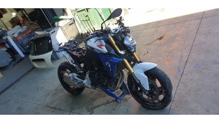 bmw f 900 r 2019- del año 2022