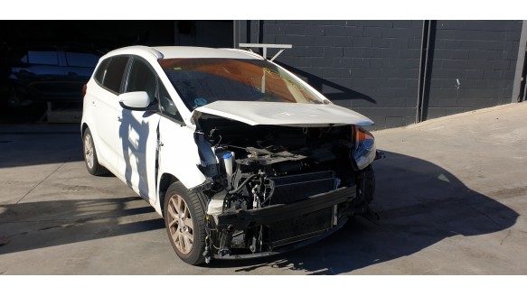 kia carens ( ) 2013- del año 2017