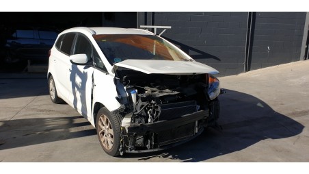 kia carens ( ) 2013- del año 2017