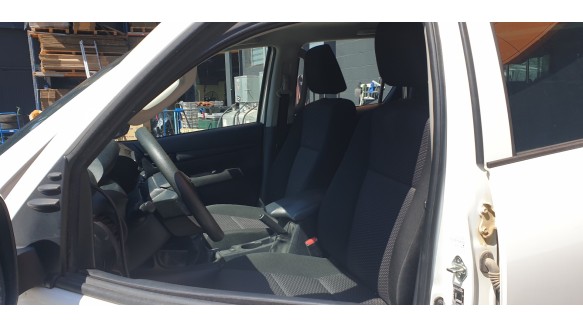 toyota hilux (kun) 2005-2016 del año 2020