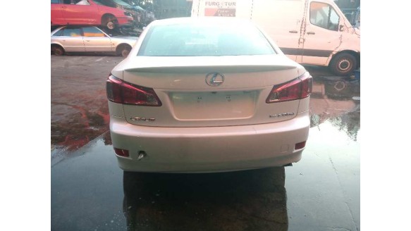 lexus is200 (ds2/is2) 2005-2013 del año 2011
