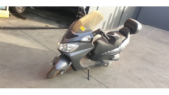 daelim s2 125 2004-2008 del año 2008